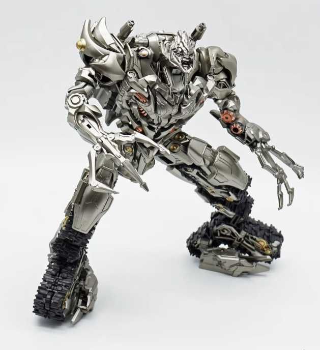 Transformers Megatron ,robot ,