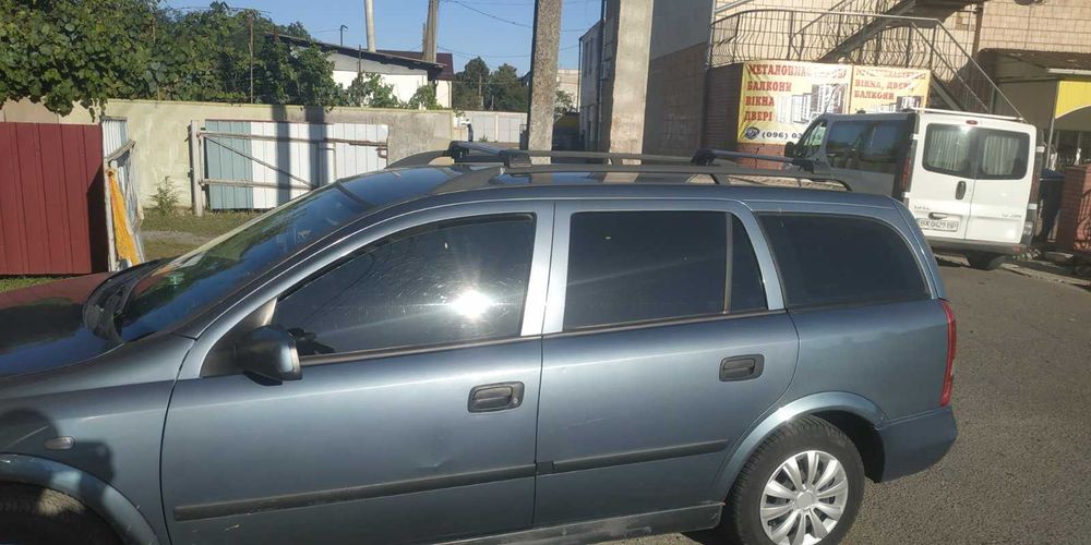 Турецькі Аеродуги DD8-E9 на дах Opel Astra G
