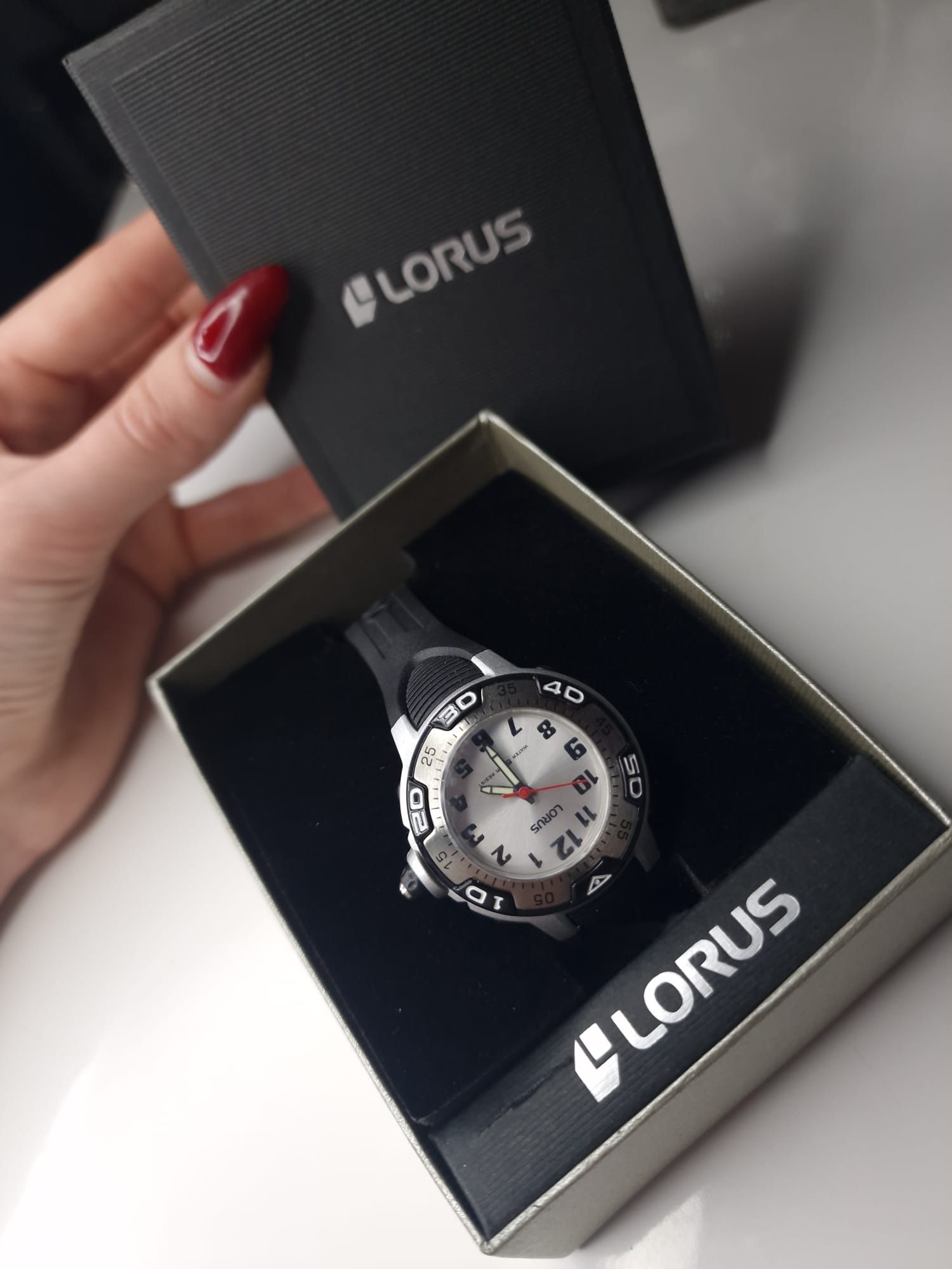 Zegarek mały Lorus
