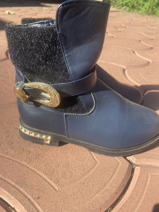 Продам. Ботінки демі р 32