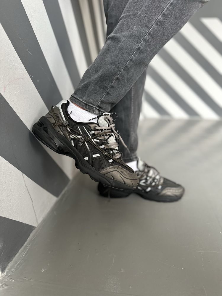 Кросівки Asics Tiger GEL-1090 X Anderson Bell Black Silver (41)