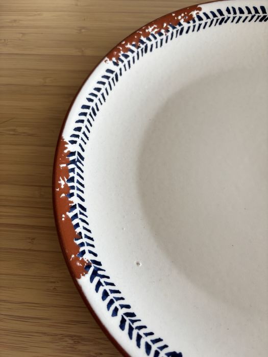 Prato de barro decorativo – estilo rústico português