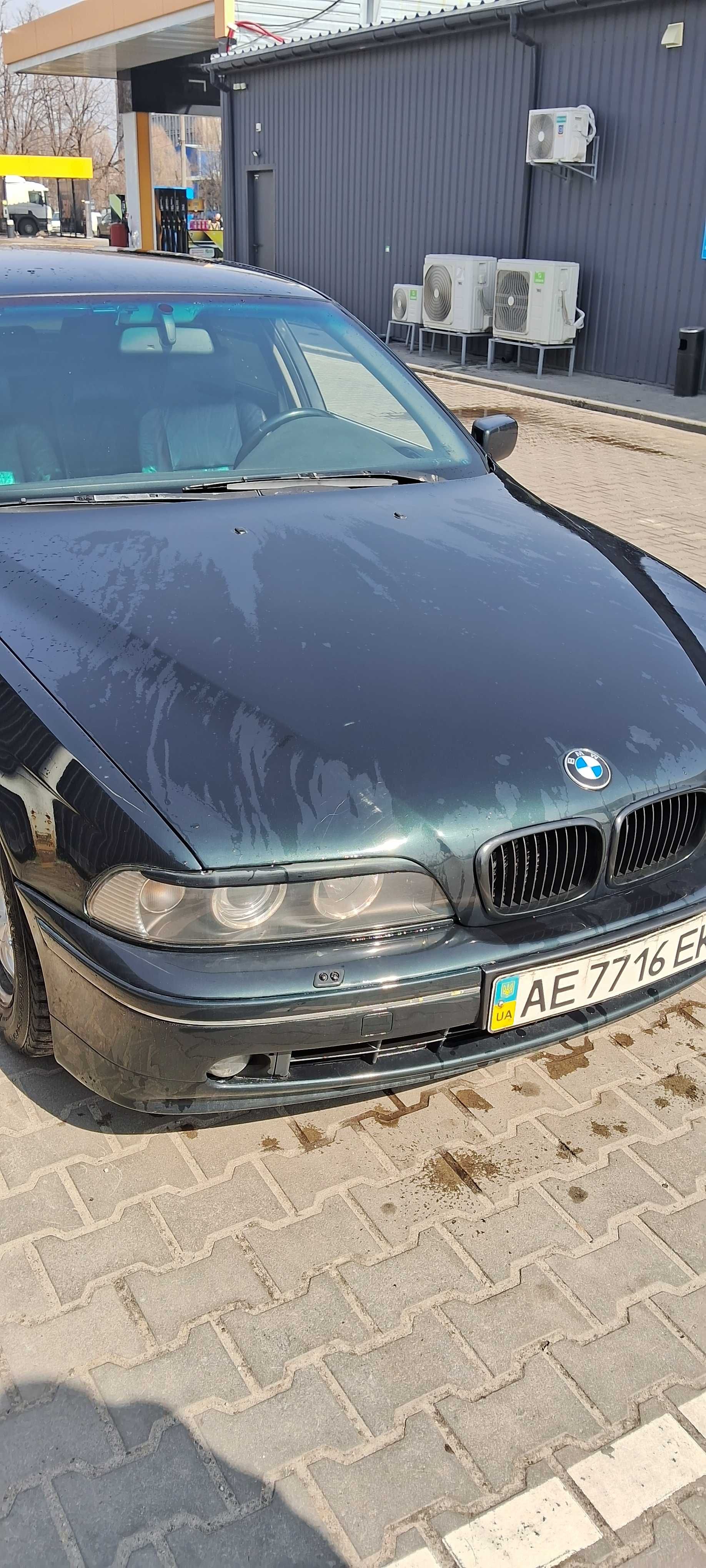 Продам BMW е39. Хозяин.