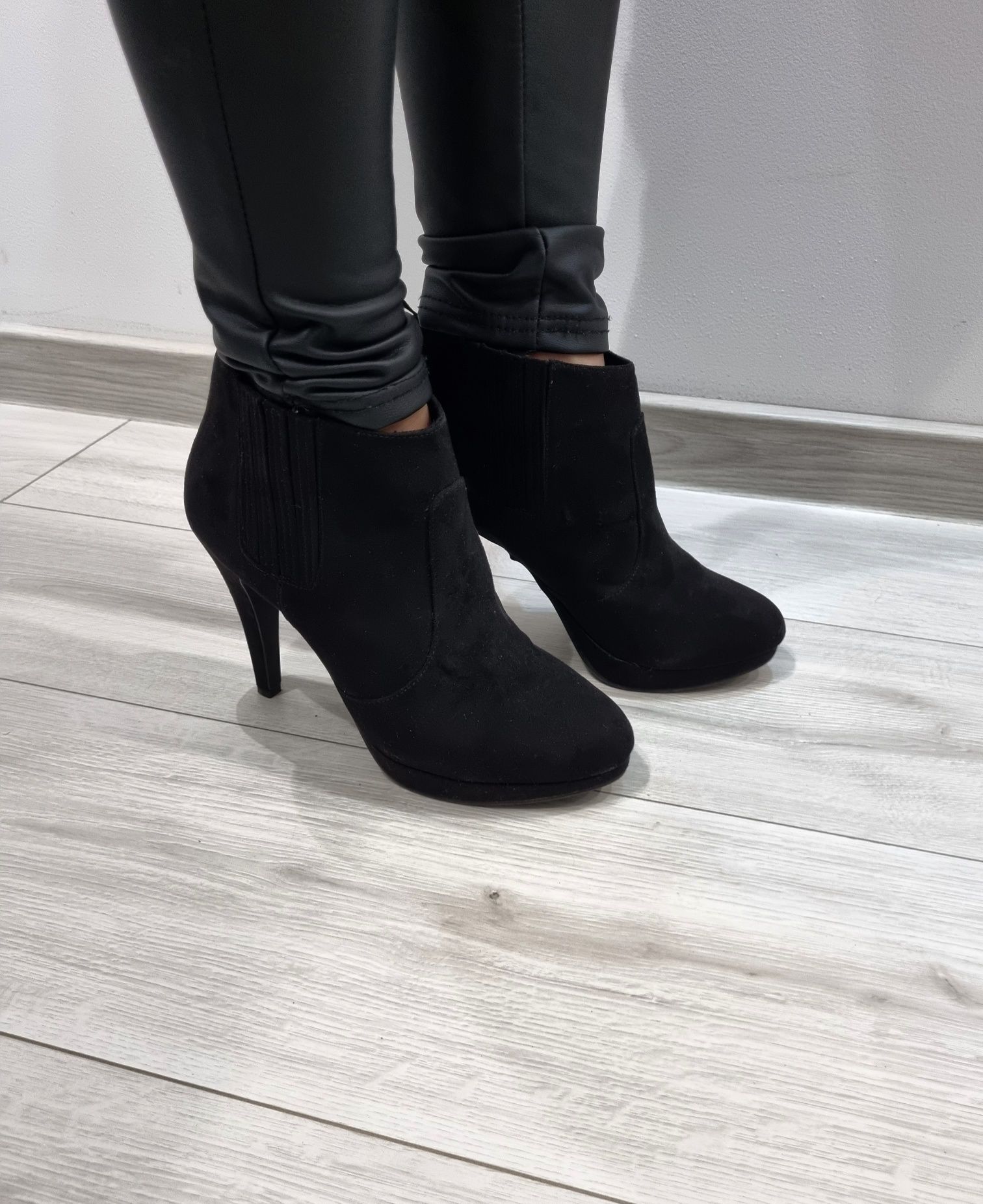 Nowe botki H&M r. 40