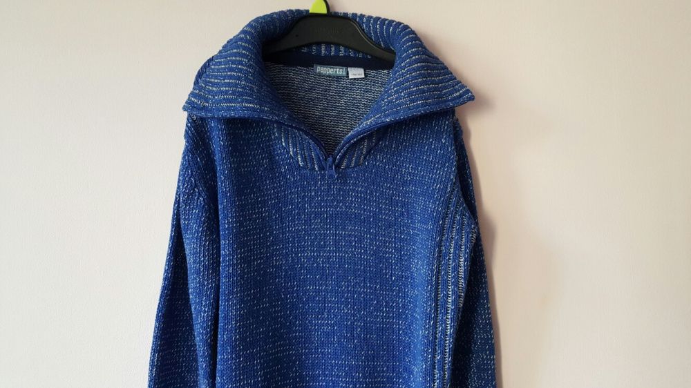 Sweter chłopięcy rozm. 146/152