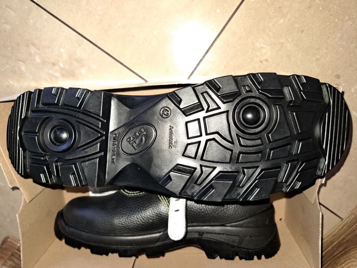 Buty robocze spawalnicze
