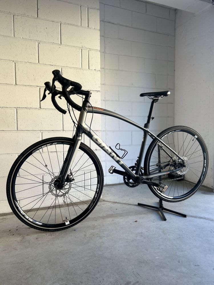 Rower Giant anyroad gravel trek cube specialized szosa mtb ktm