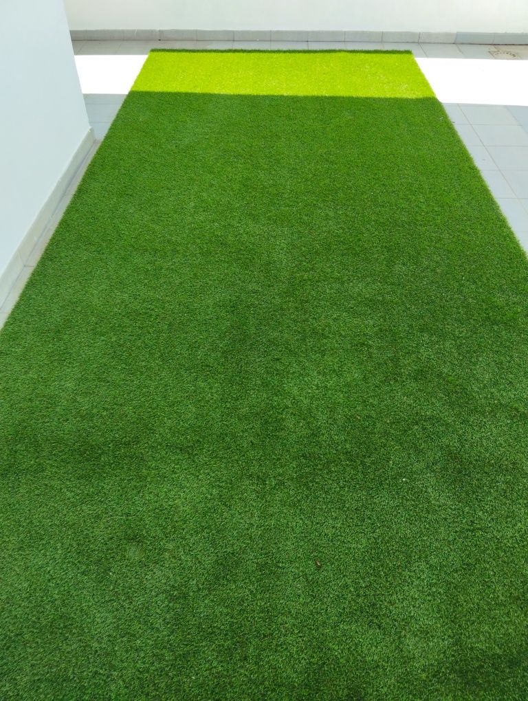 Rolo de relva artificial VALSESIA 30MM 2X5M
