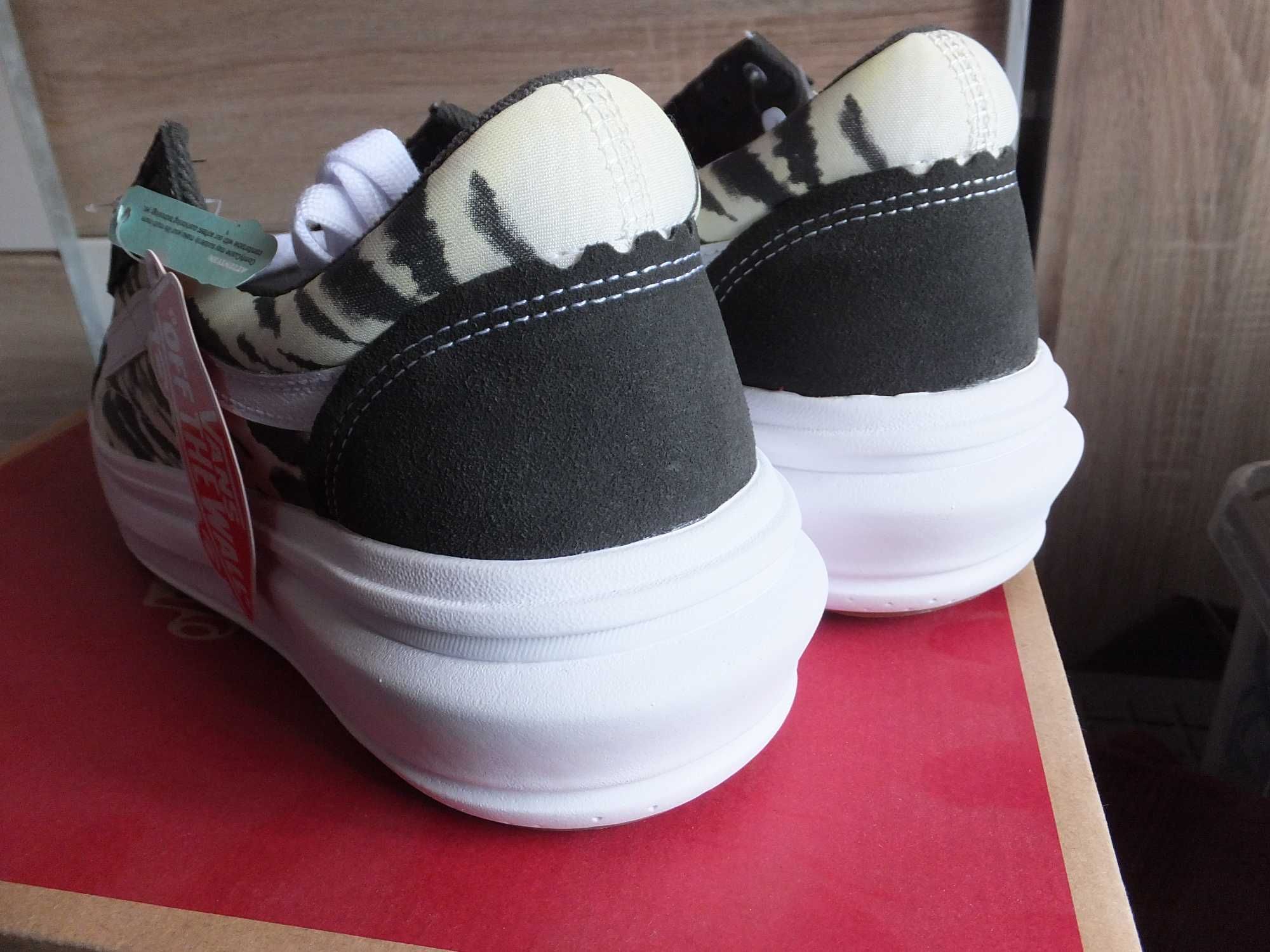 nowe  buty VANS rozmiar 45