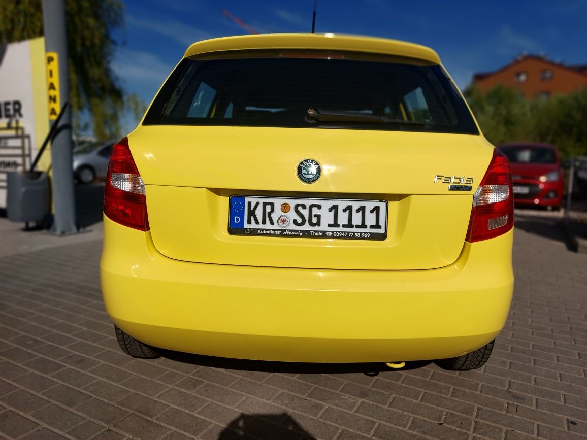 Ładna SKODA FABIA * Unikatowy KANAREK * Benzyna * 2010 rok *