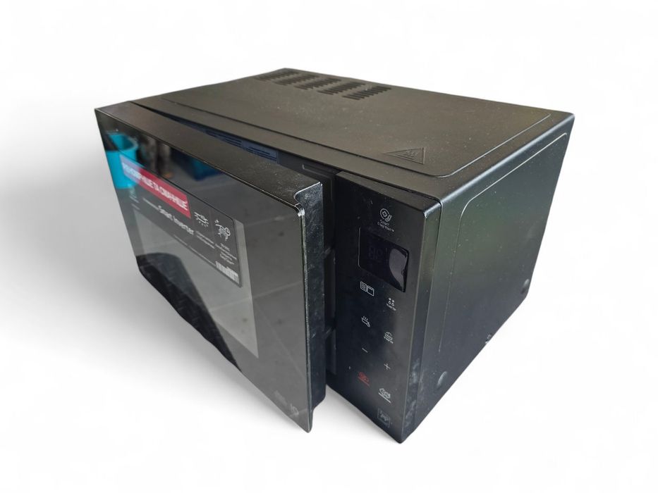 Мікрохвильова піч LG на 23л