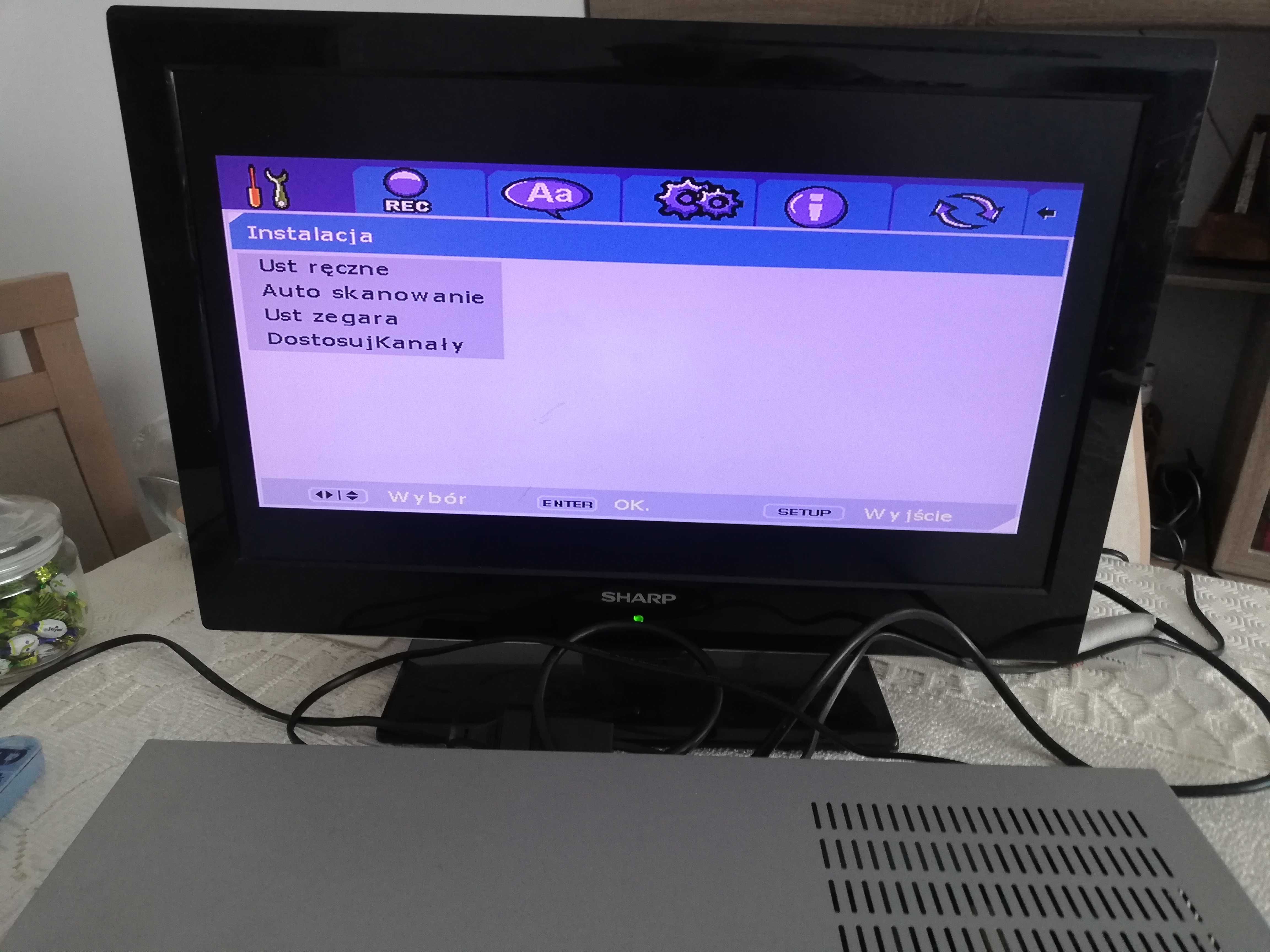 SEG Video Cassette Recorder / DVD Recorder DVRC 700
