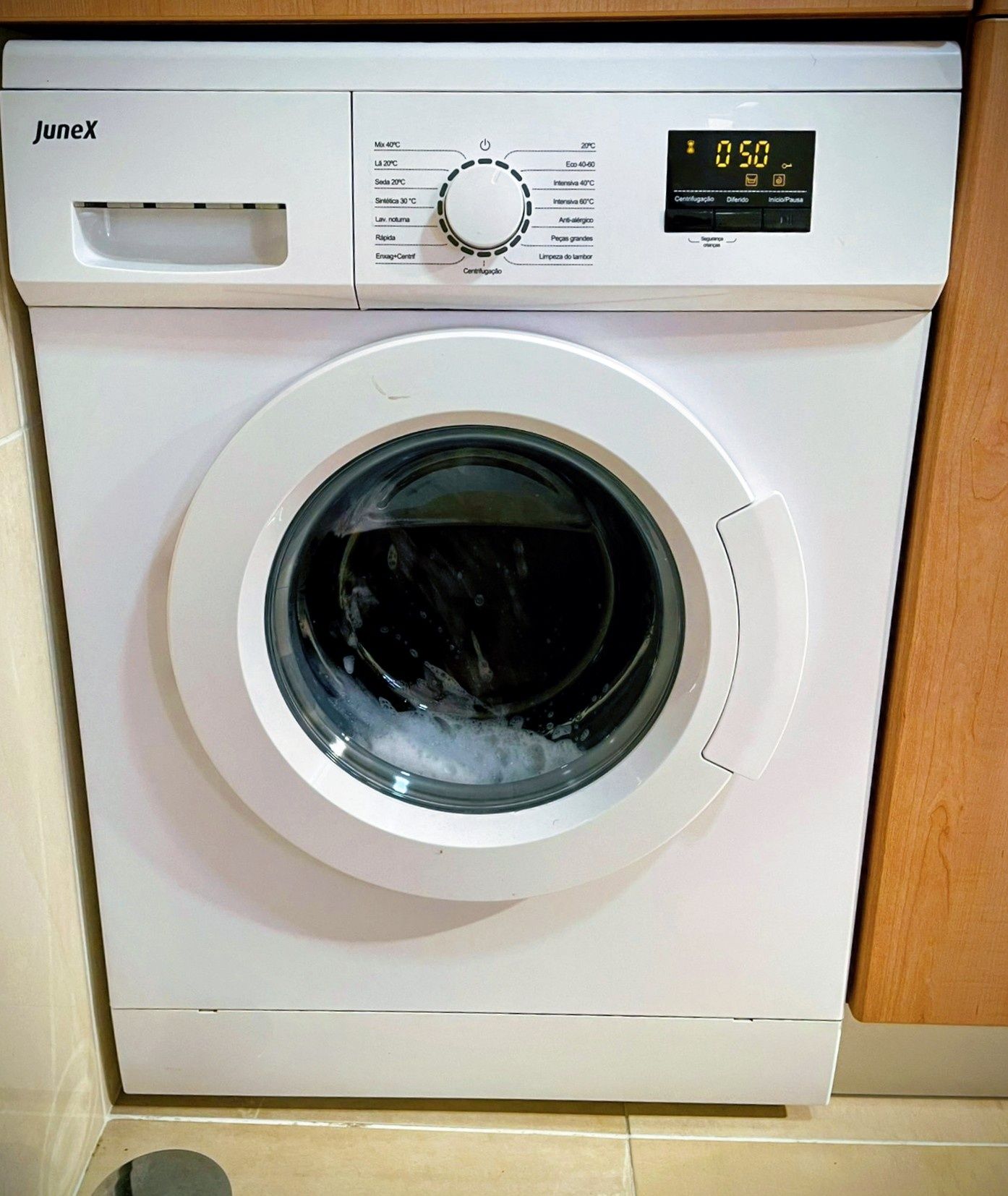 Vendo Máquina de Lavar June X