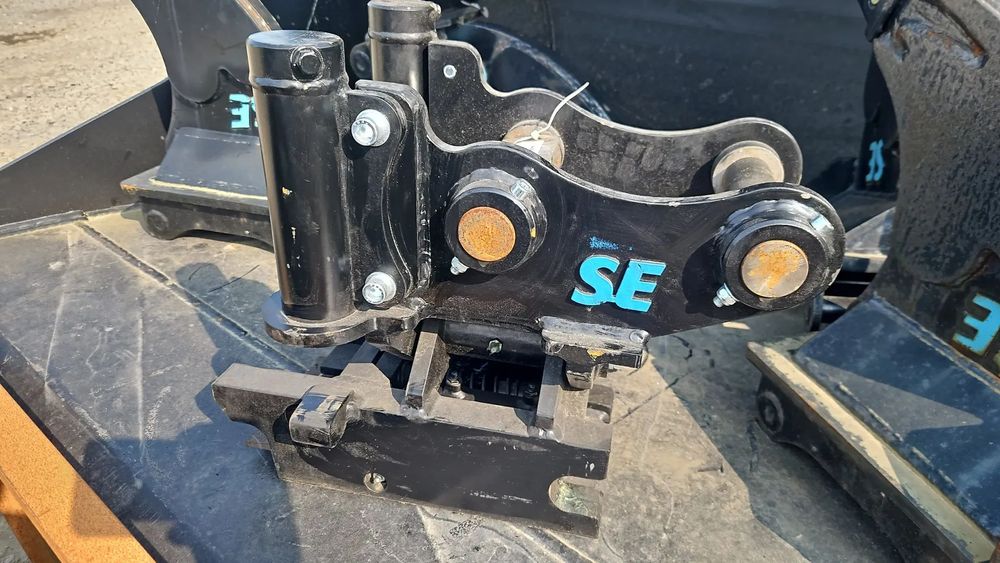 Szybkozłącze uchylne S30 do koparki Powertilt głowica uchylna koparka minikoparka do minikoparki