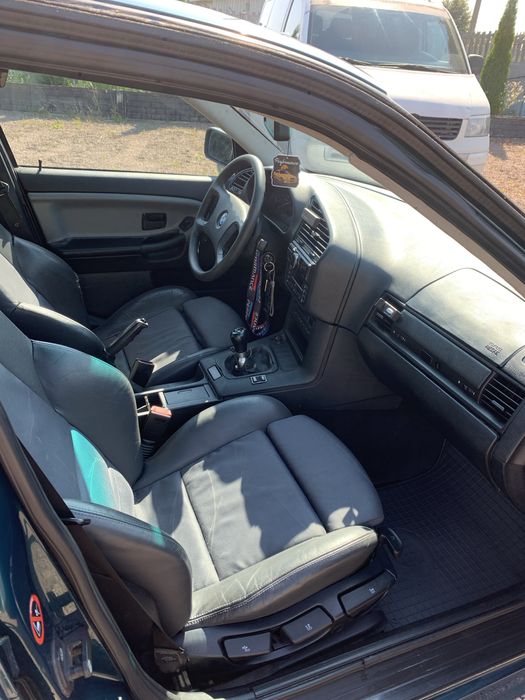 Продам bmw e36 1.8