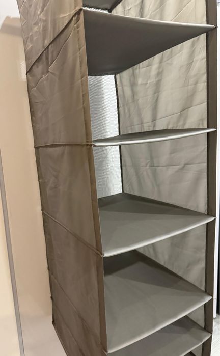 Arrumação para roupeiro ou charriot