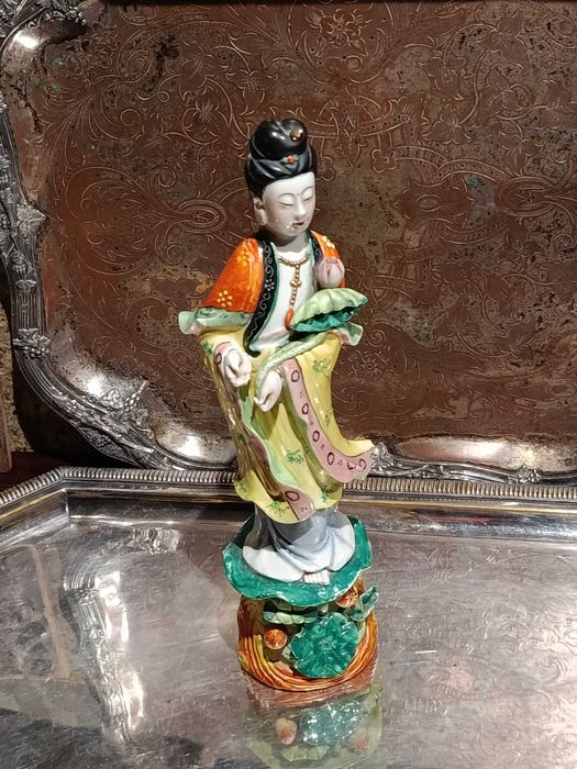 Escultura Divindade Chinesa Centenária República 26 cm