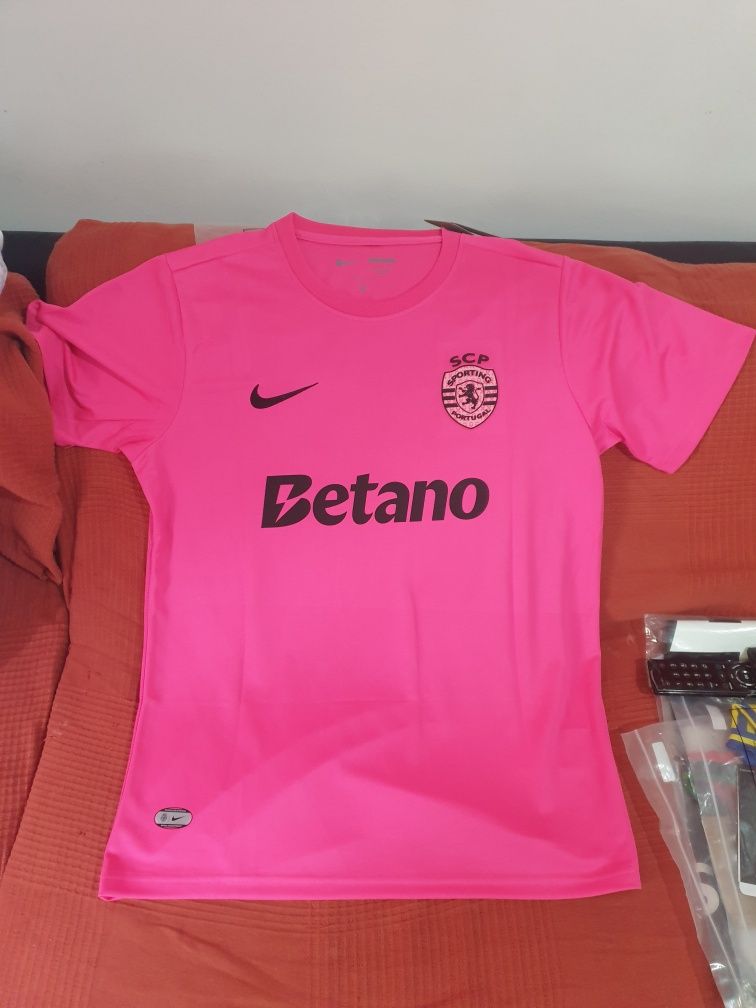 Camisola Sporting Rosa Gyökers