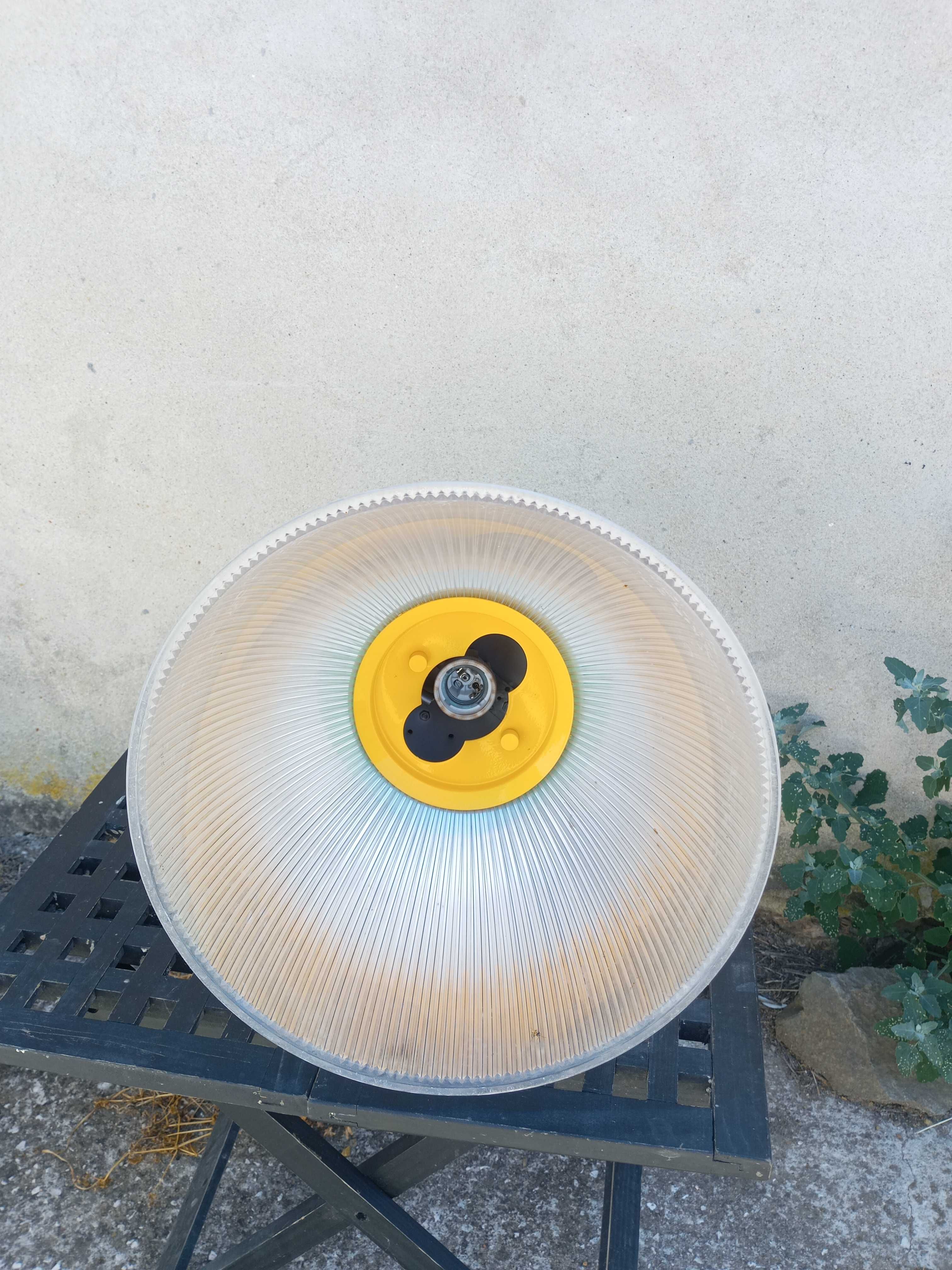 Candeeiro de tecto