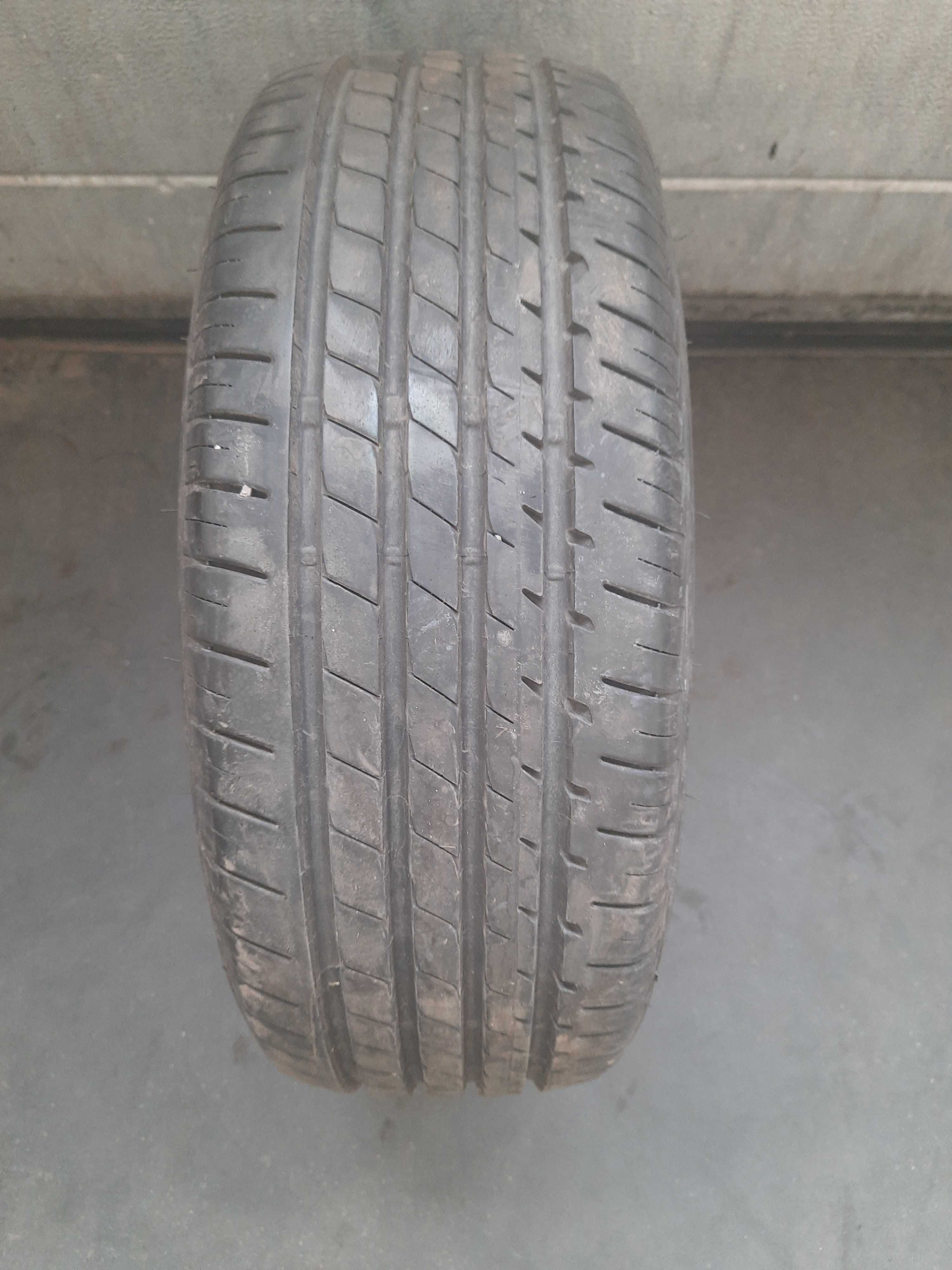 Opona 185/55R15 82V Lassa Driveways