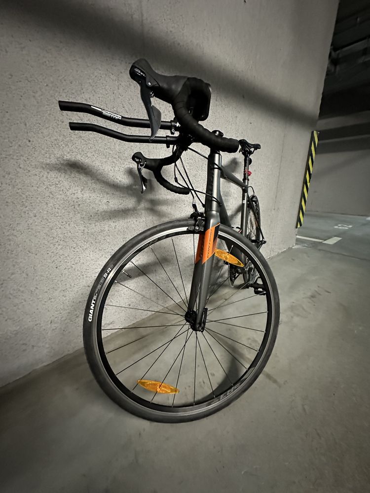 Продам велосипед Giant Contend 1