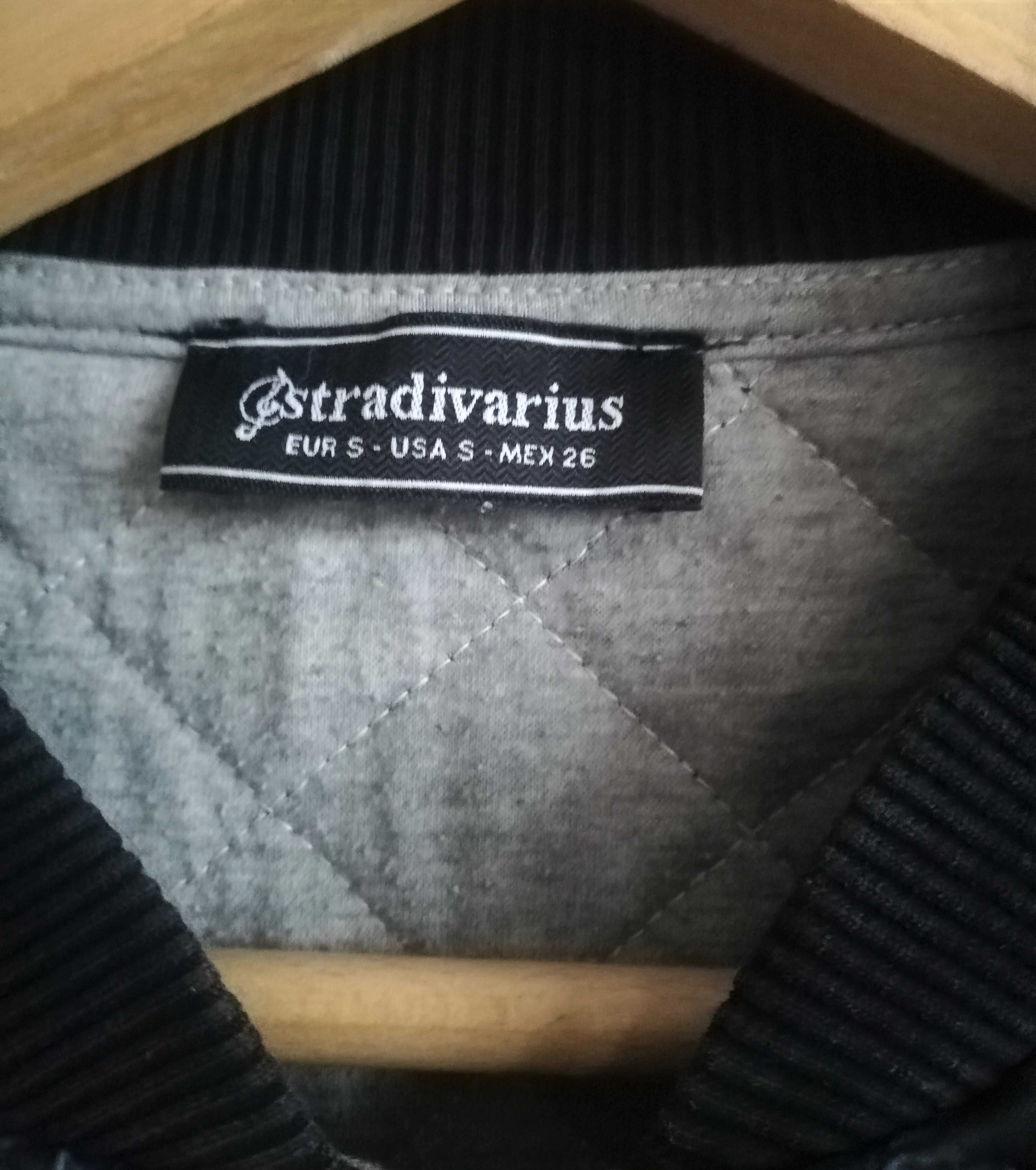 Kurtka lekka bluza Stradivarius czarna w kwiaty 36 S