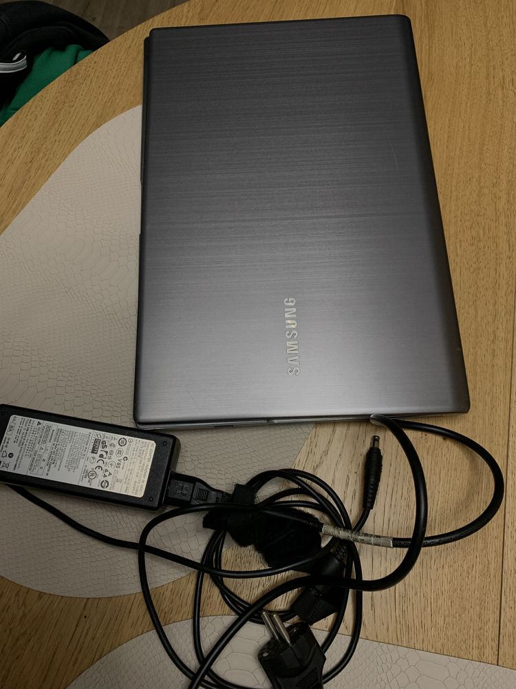 Laptop Samsung 700Z5A (NP-700Z5A-S03PL)