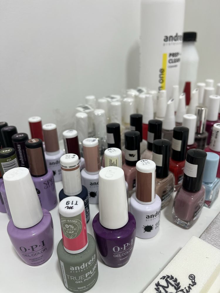 KIT MANICURE COM VÁRIOS ITENS NOVOS