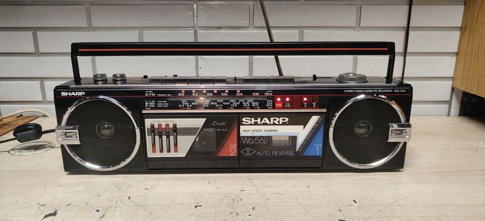 Radiomagnetofon BOOMBOX SHARP WQ-562. Idealny stan
