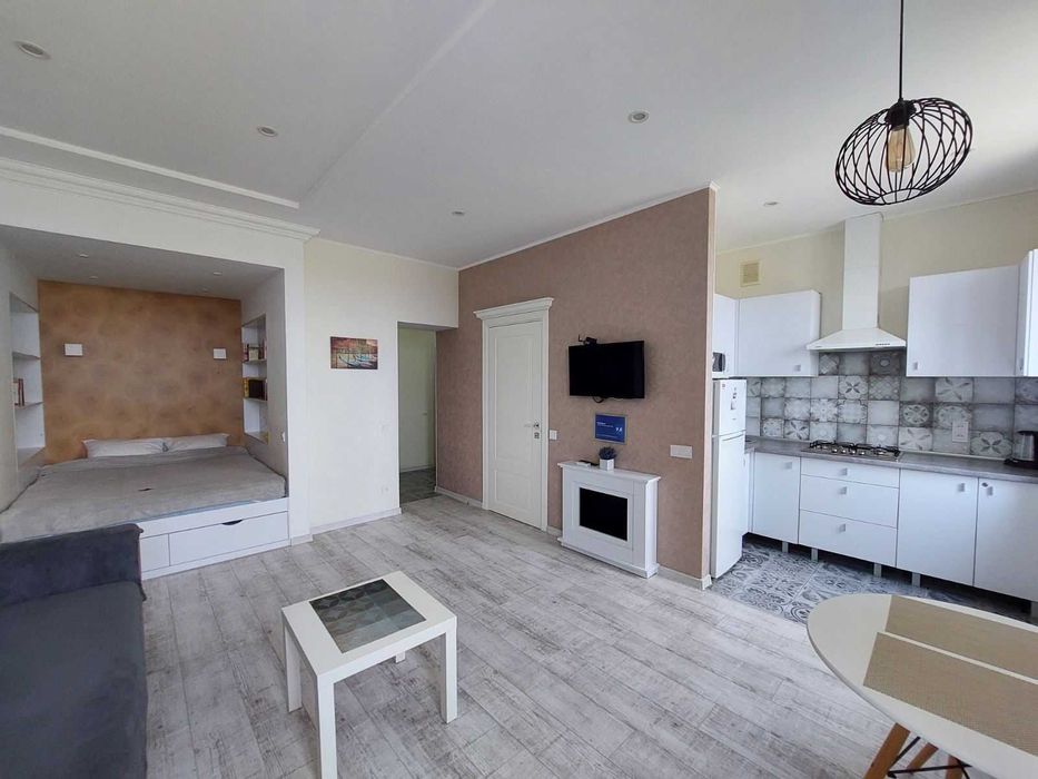 Продаю 1к  студию в Центре города! а1