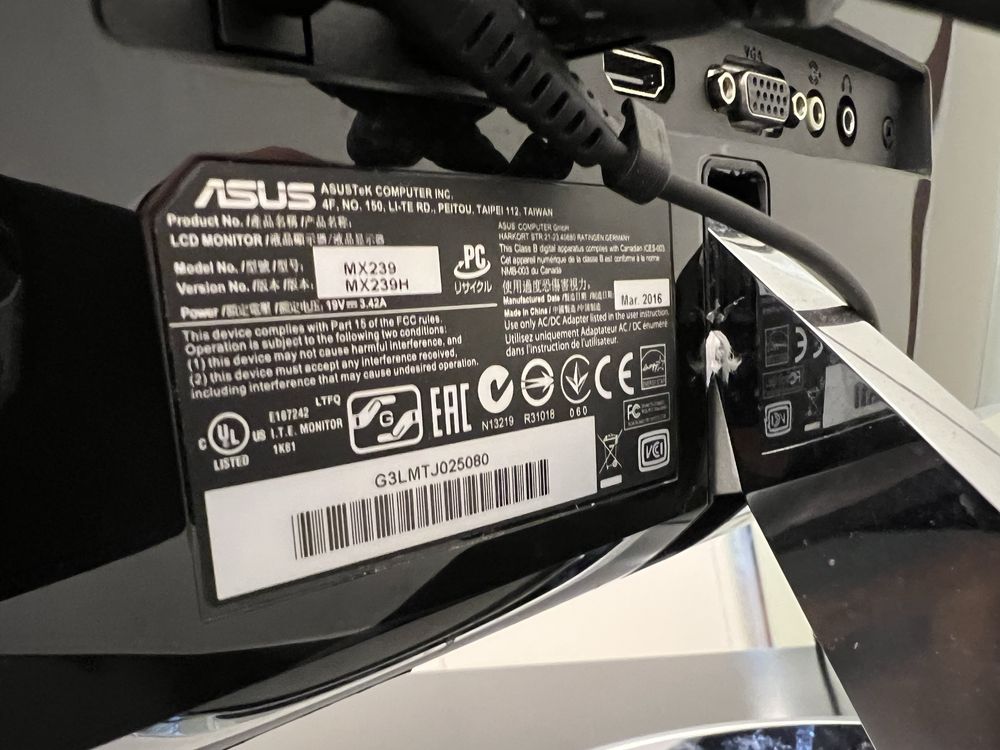 Monitor Asus Bang & Olufsen