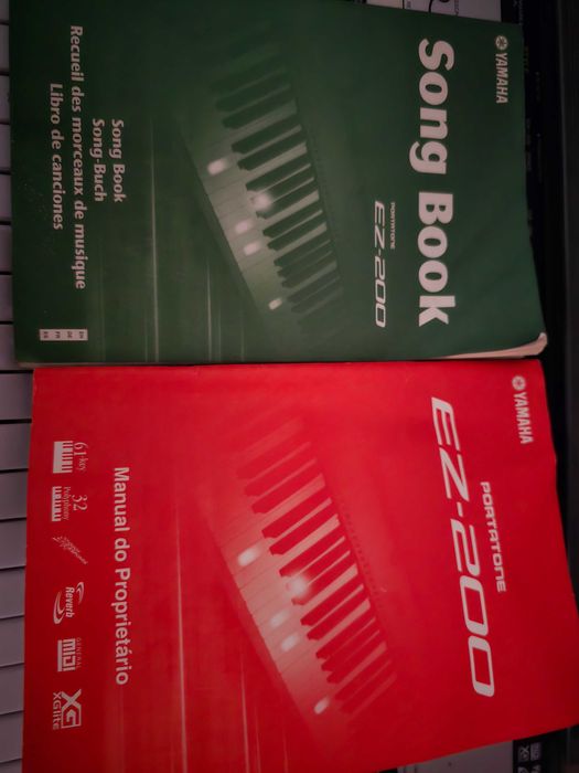 Teclado keyboard Yamaha EZ-200