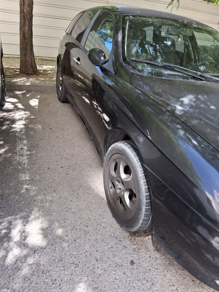 Alfa Romeo 156 sportwagon 1.9JTD avariado