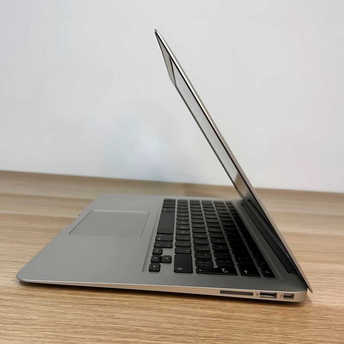 MacBook Air 13,3" i7 2.2GHz 8GB RAM|256GB SSD| Gwarancja| 12-msc |FV