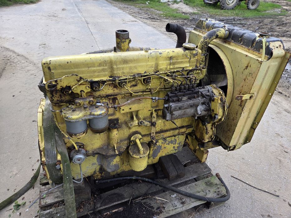 Silnik ford / new holland 6 cylindrów