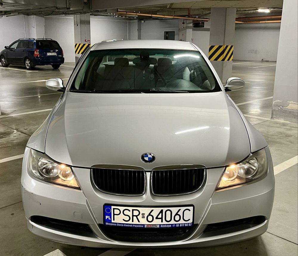 BMW 318i E90 2.0 Benzyna