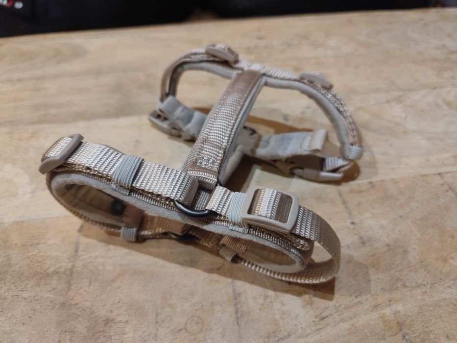 Szelki dla psa Nomad Tales Blush, kolor taupe, rozmiar XS