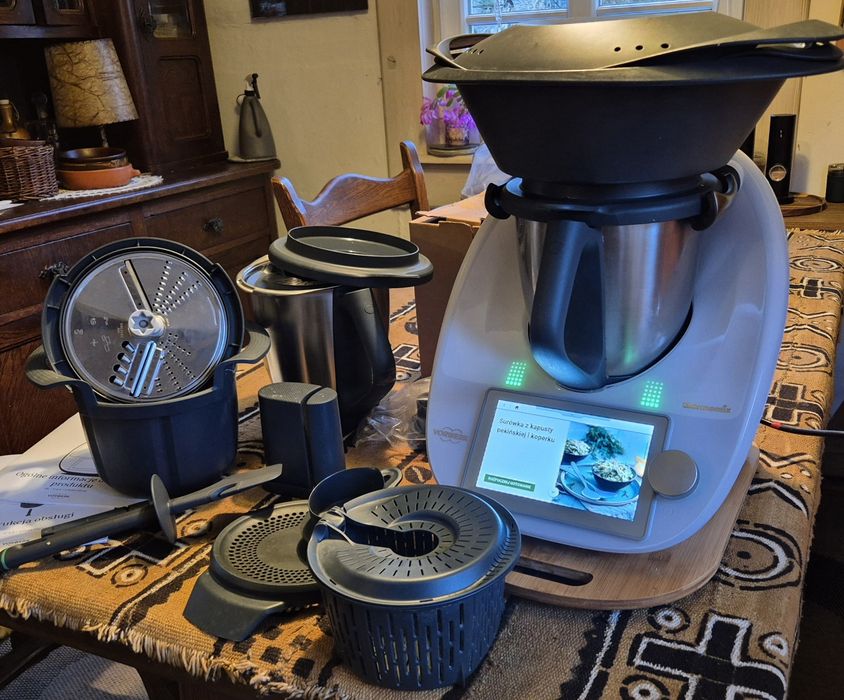 Thermomix TM6 z gwarancją i dodadkowym wyposażeniem