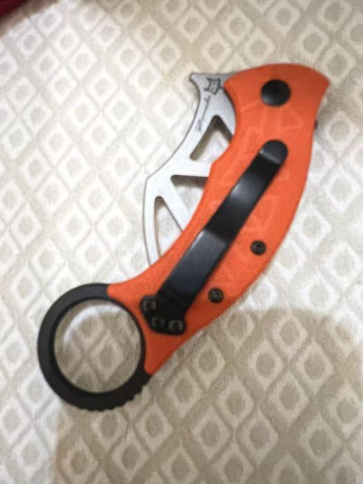 lâmina sem corte (legal). Treinador de Karambit Fox Doug Marcaida