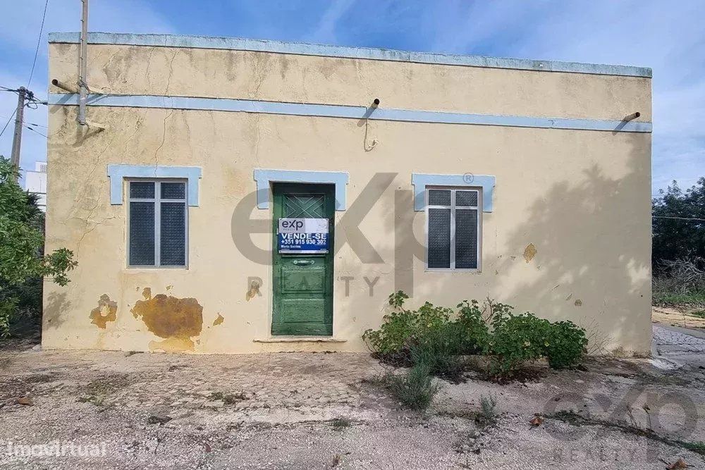 Moradia para remodelar em Peares de Quelfes, Olhão - Exclusivo!