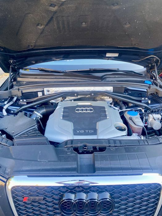 Автомобіль Audi Q5 Sportback 3.0 TDI S Line