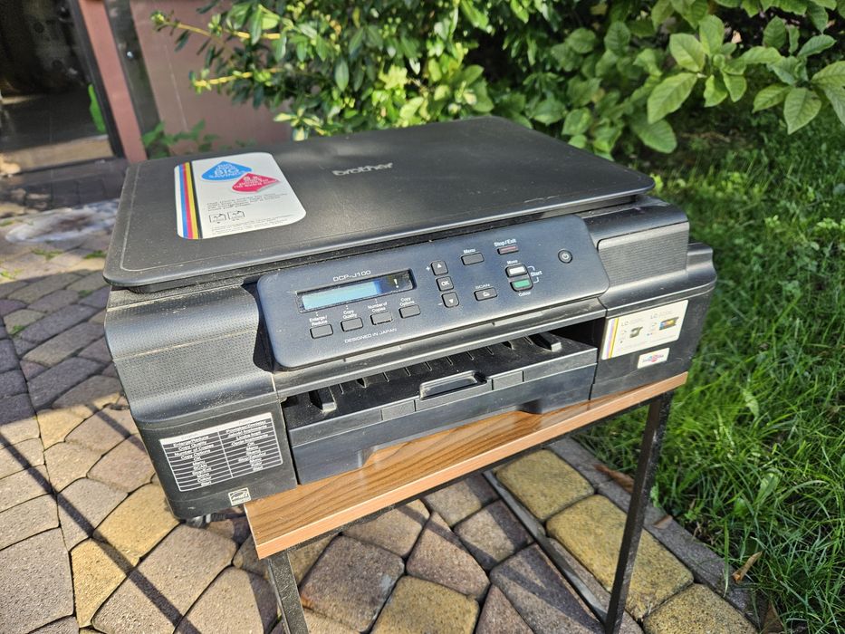 Drukarka Brother DCP-J100