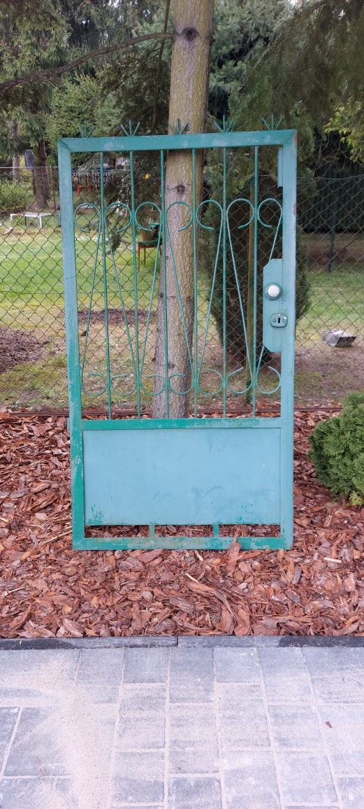 Solidna brama z furtką na budowę lub działkę