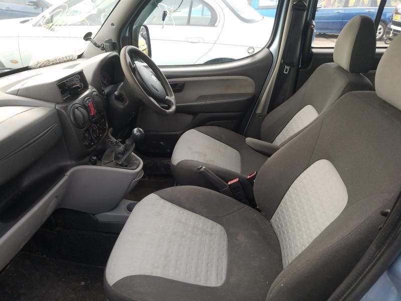 FIAT DOBLO 1.9 MJ 07r.  Maska Zderzak Błotnik Części