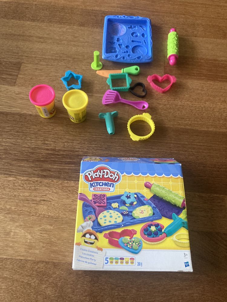 Zestaw Play-Doh kitchen,wszystkie elementy,b.dobry.