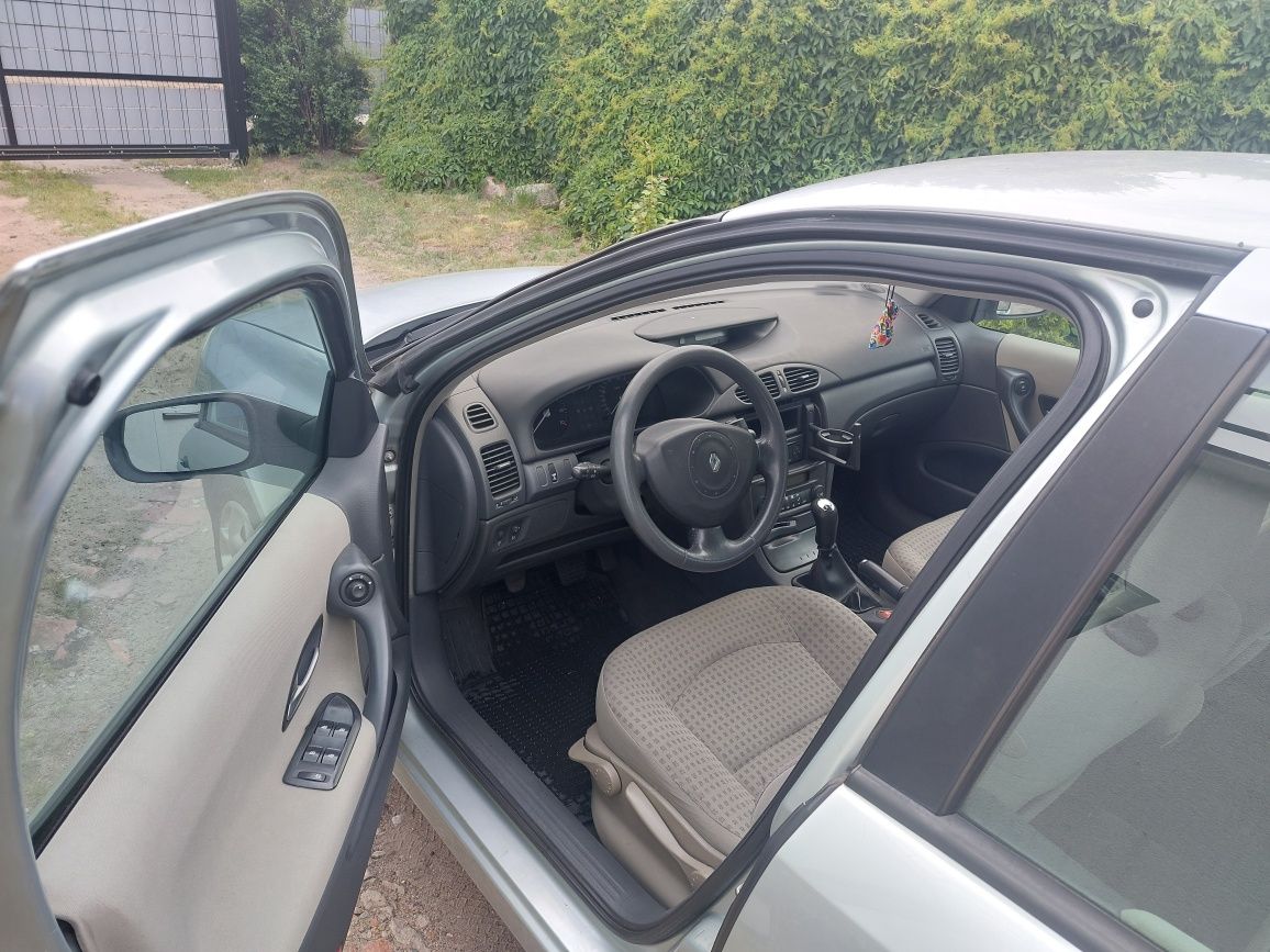 Renault Laguna 1.8 16V
