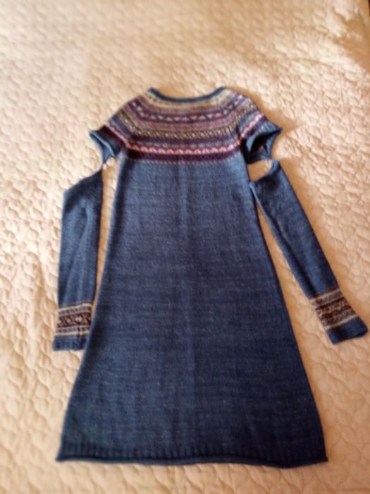 Женское фирменное платье