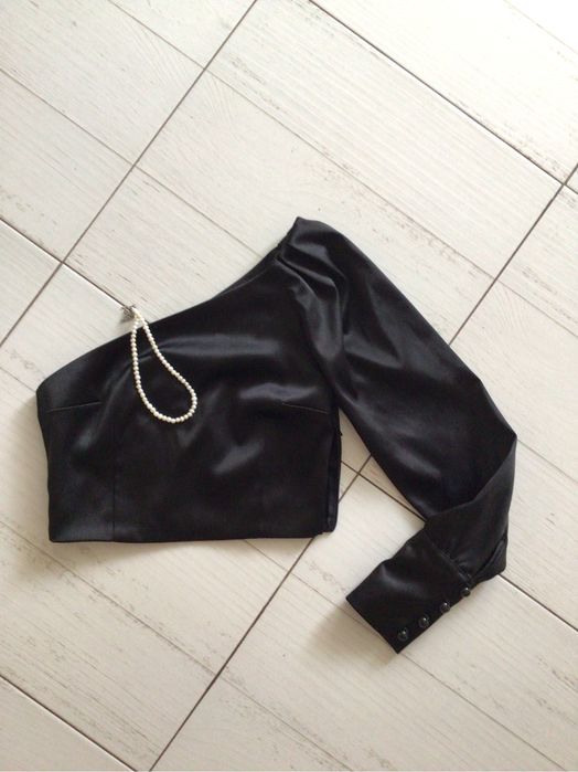 Блуза на одне плече атласна вечірня 34 хс Модниця