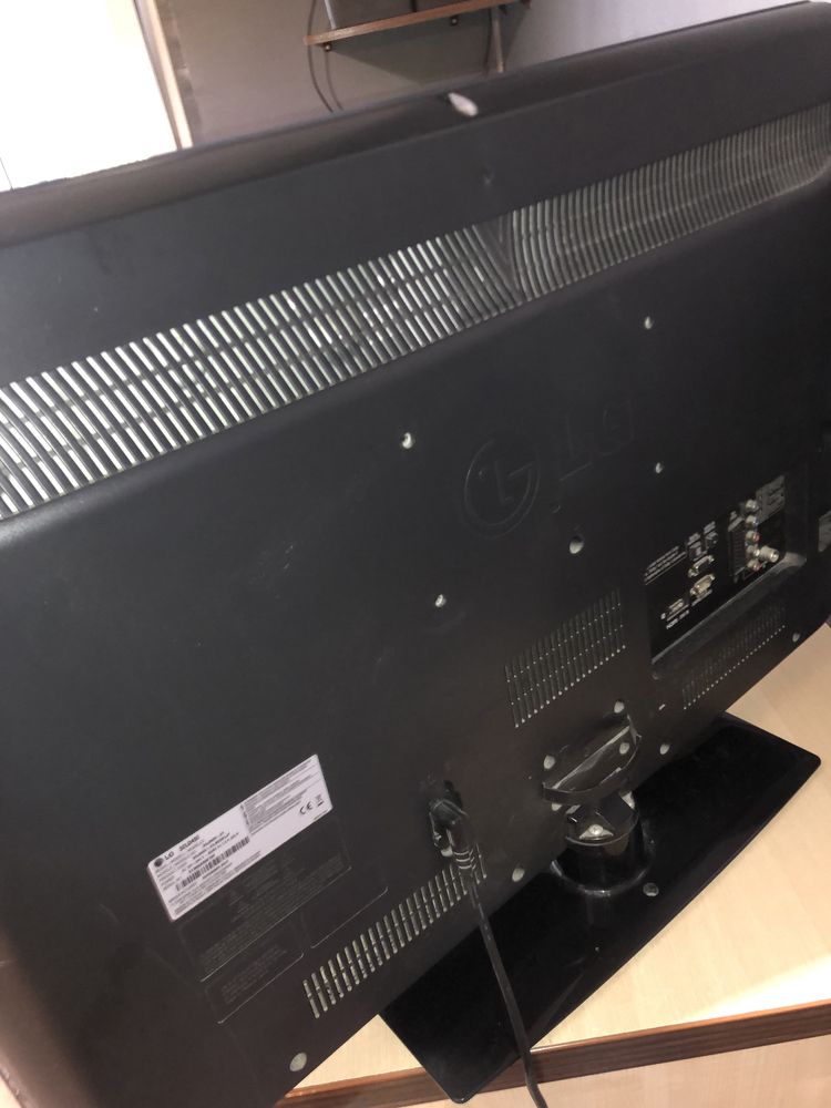 Telewizor LG 32LD450 32 cale