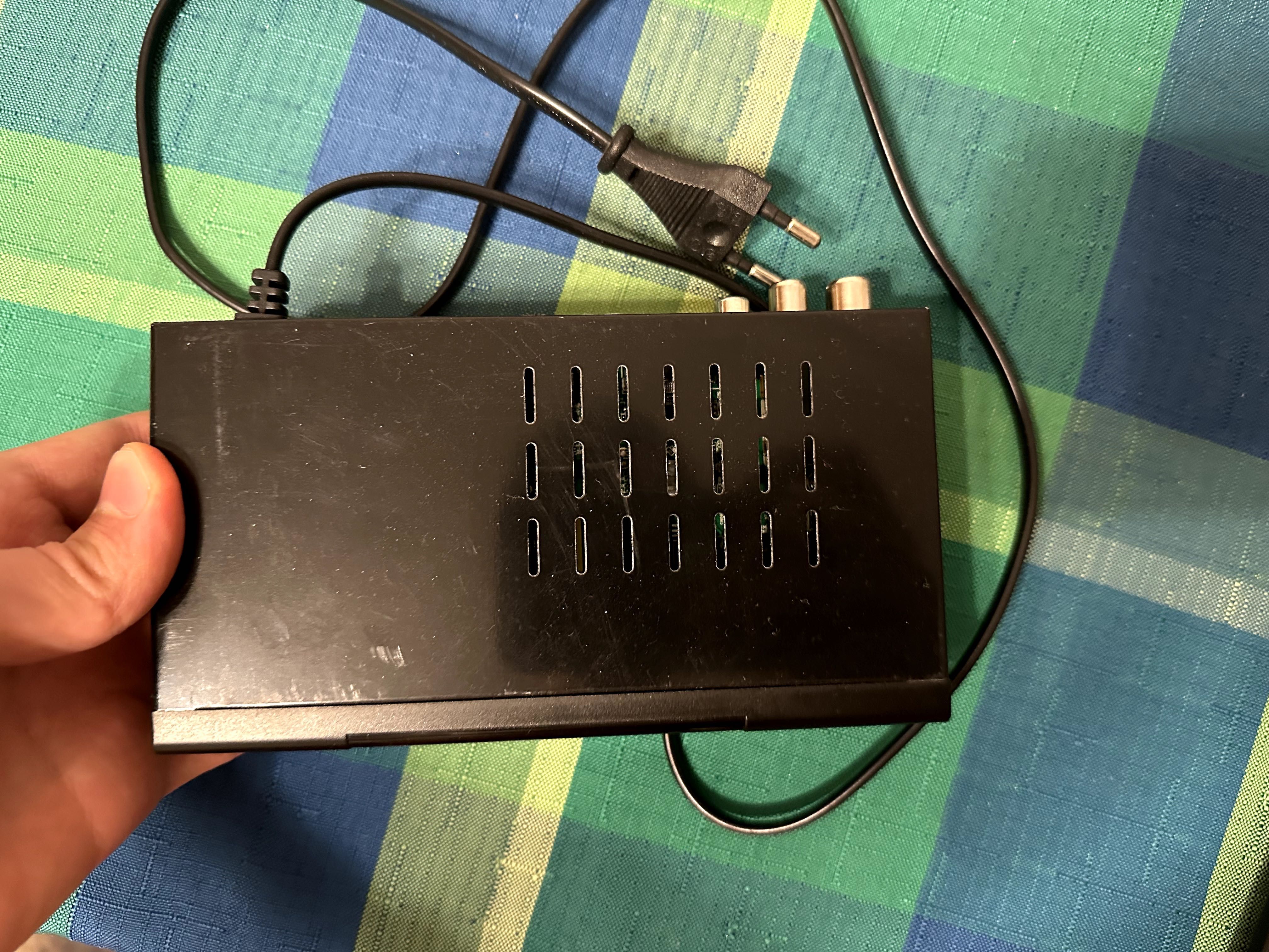 dekoder DVBT2 DVBT-2 FullHD H.265 MPEG-4/AVC